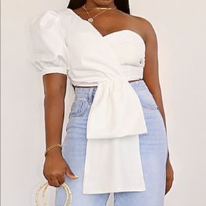 Off shoulder puff sleeve